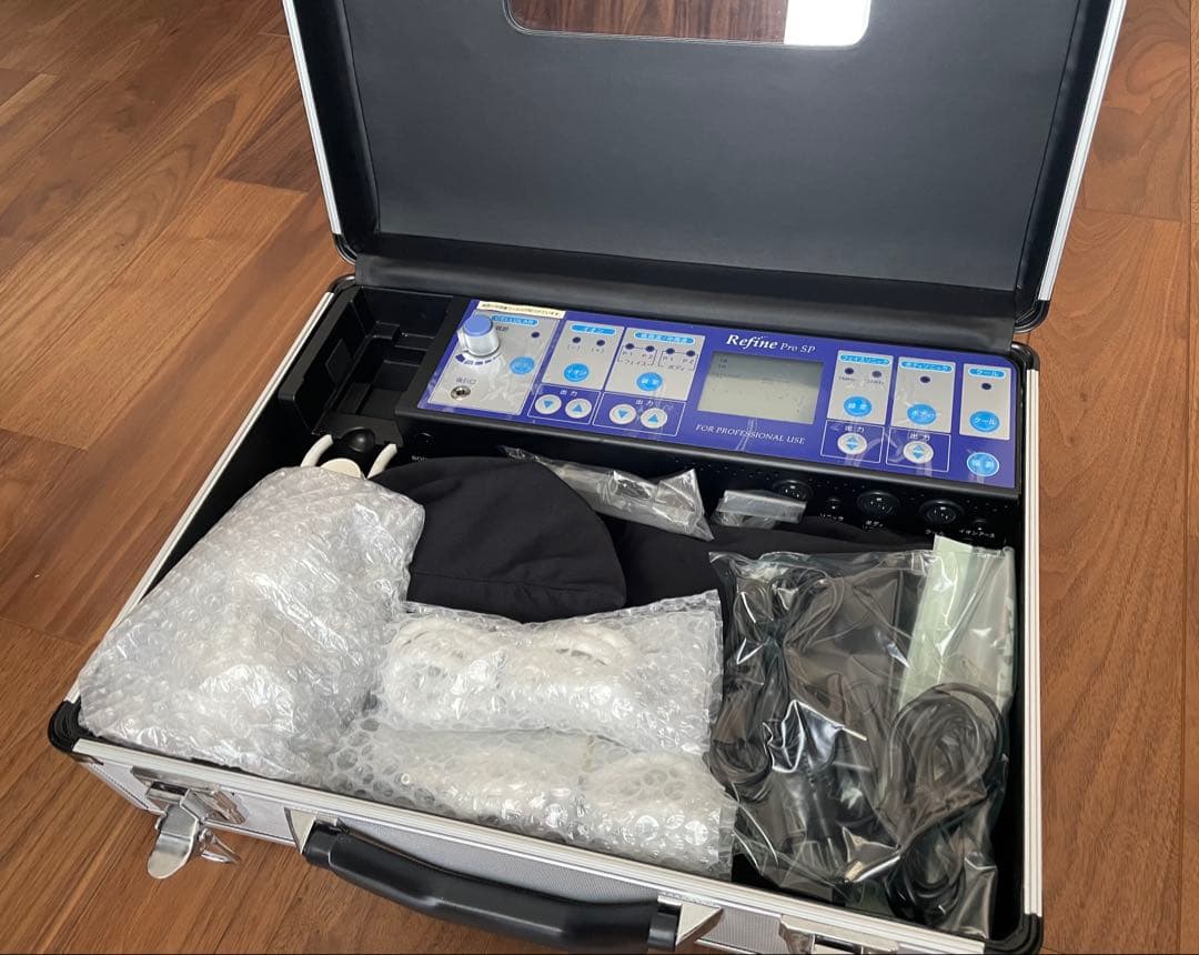 アミン　Refine Pro SP 美顔器 ☆説明書付き