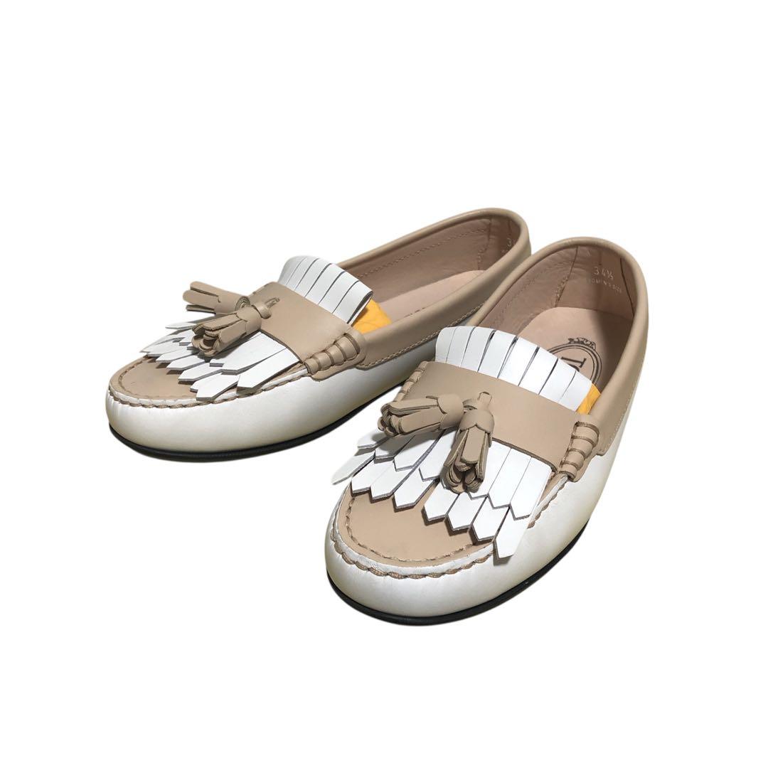 未使用 TOD'S ドライビングシューズ 34.5 フリンジ タッセル