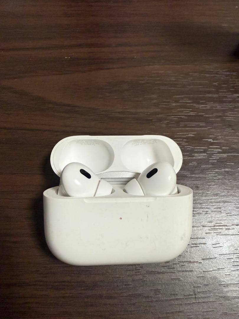 ///正規品///AirPodsPro2本体 ホワイト