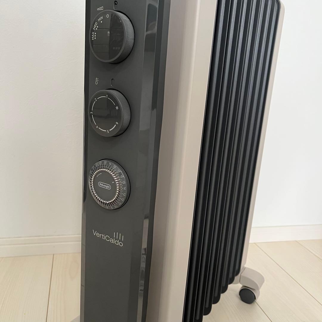 【値下げ】デロンギ ヴェルティカルド オイルヒーター ゼロ風暖房