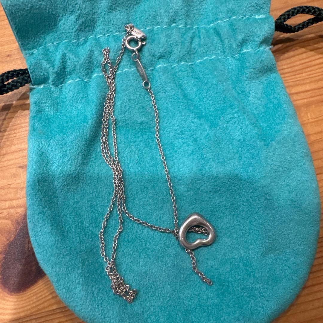 ②ティファニーのオープンハートag925 チェーン切れ