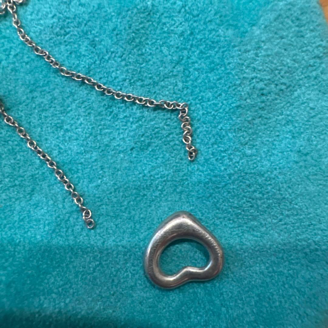 ②ティファニーのオープンハートag925 チェーン切れ