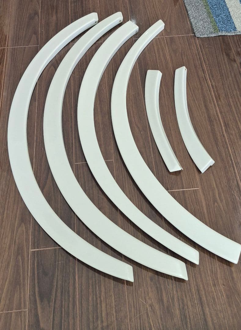 ハイエースEssexリーガルフェンダー　070ホワイトパール