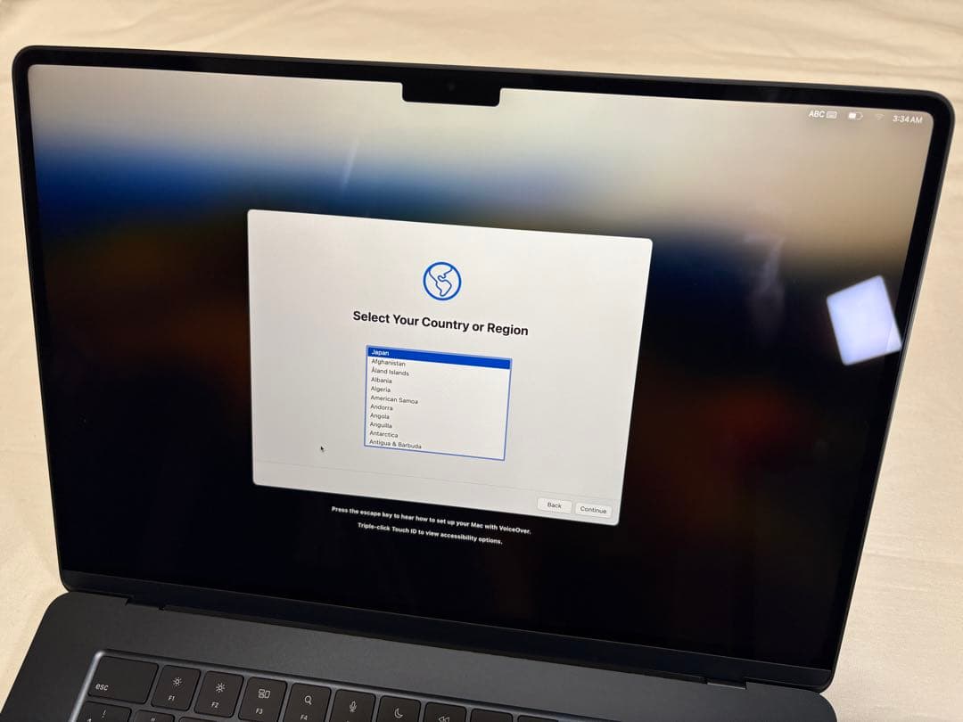 MacBook Air 15インチ M2 メモリ8GB SSD256GB整備済