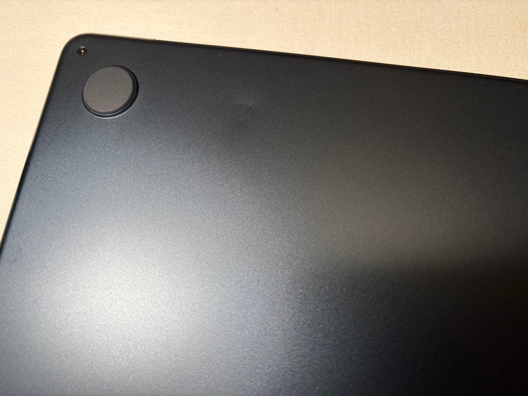 MacBook Air 15インチ M2 メモリ8GB SSD256GB整備済