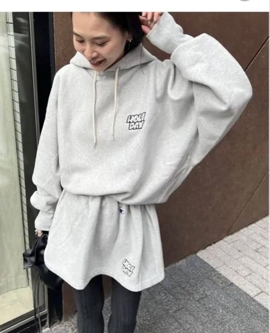 ジャーナルスタンダード　ホリデイ　フーディー