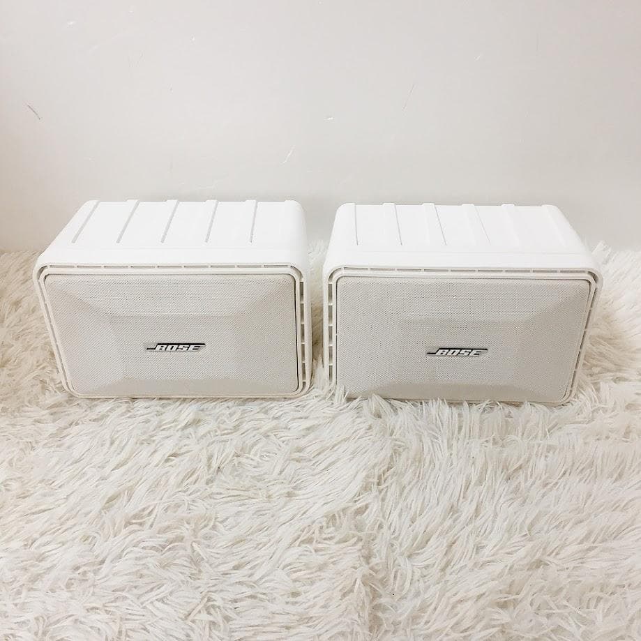 希少なホワイト BOSE 101MMW ペアスピーカー シリアル連番