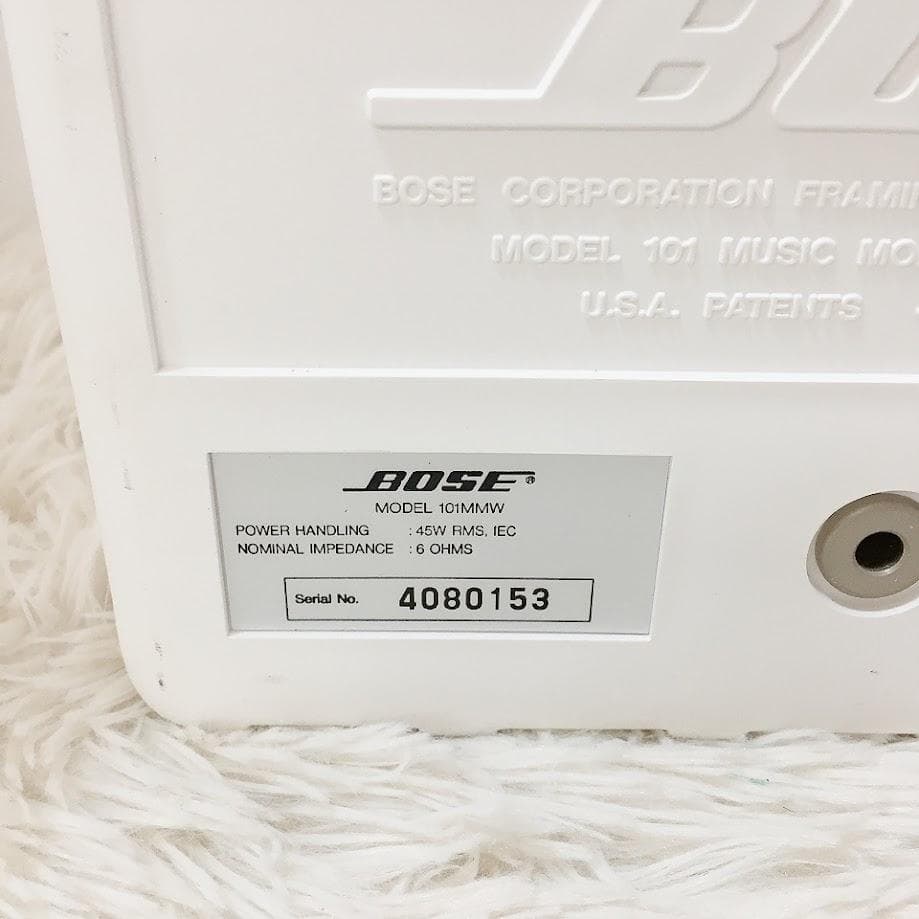 希少なホワイト BOSE 101MMW ペアスピーカー シリアル連番