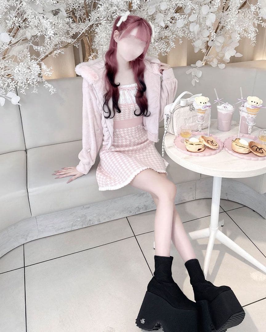 ミシェルマカロンmichell macaron ビジュー付き猫耳もこもこパーカー