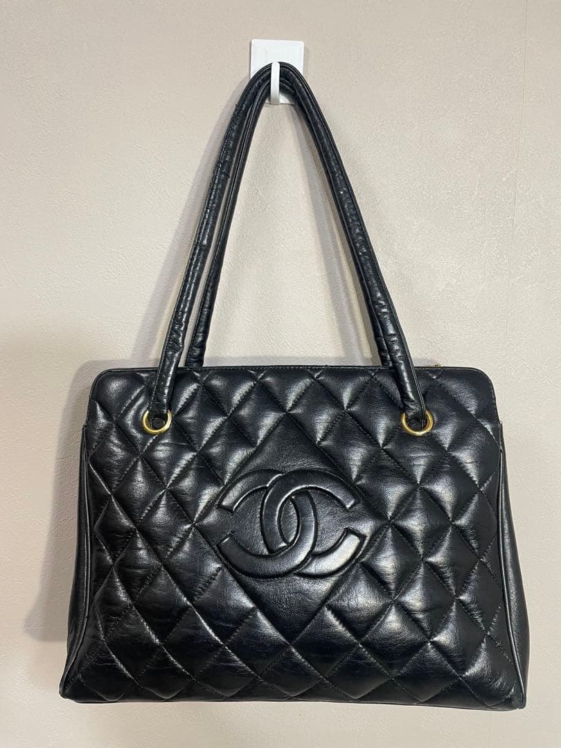 CHANELノベルティ　マトラッセ ココマーク 復刻トートバッグキャビアスキン