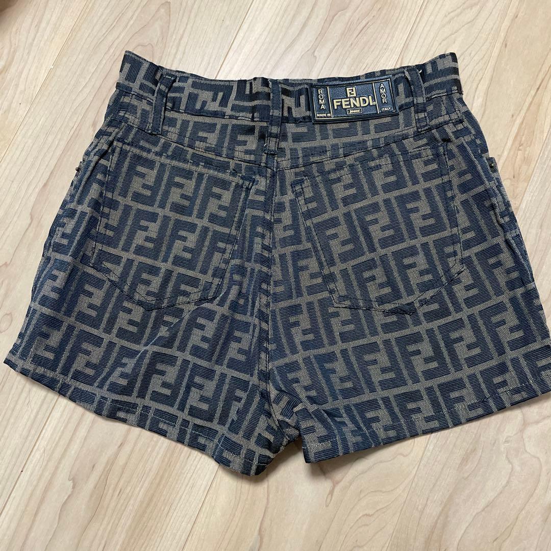 FENDI FFロゴデニムショートパンツ