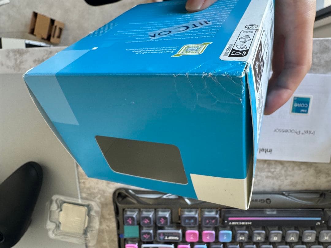 CPU intel core i3 14100f