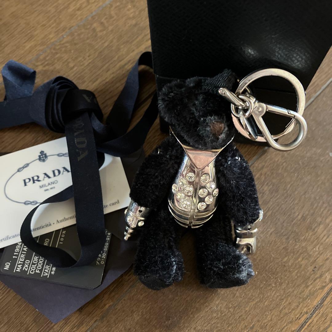 プラダ　チャーム