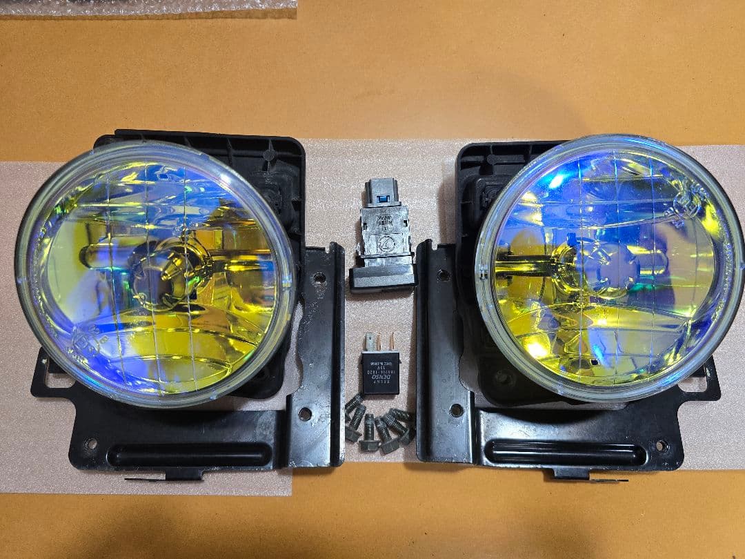 スバル インプレッサ WRX sti GDB GDA 涙目　純正フォグランプ