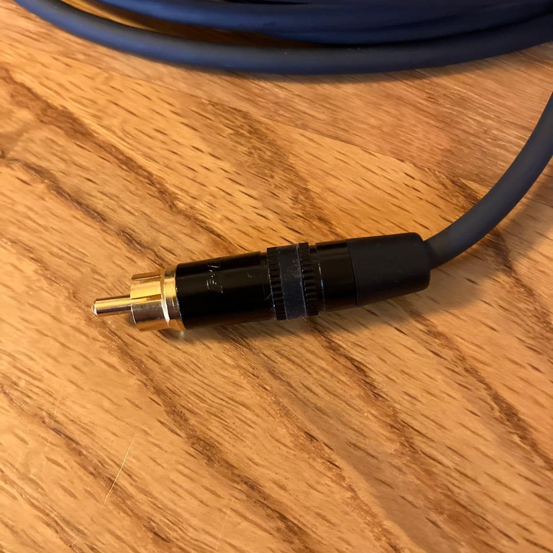 ノイマン　NEUMANN RCAケーブル 4m 2本　ドイツ　アナログケーブル