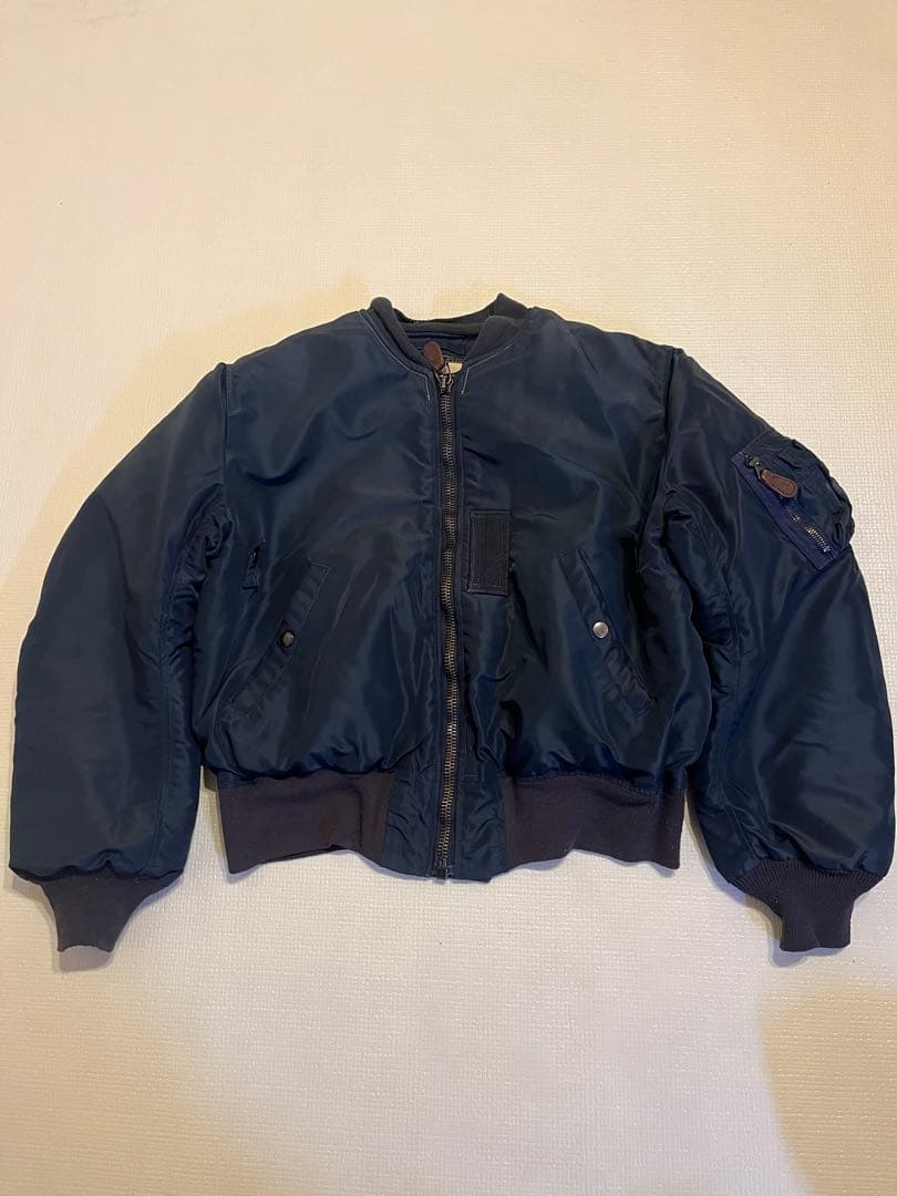 H*u様 【バズリクソンズ】50s 復刻 ヴィンテージB-15C MODフライト