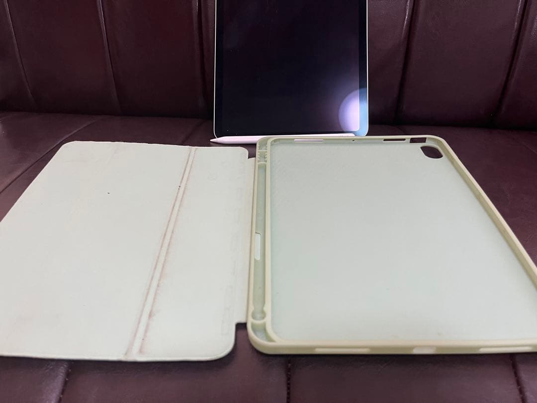 ipad air 第四世代 256GB pencilとカバー付き