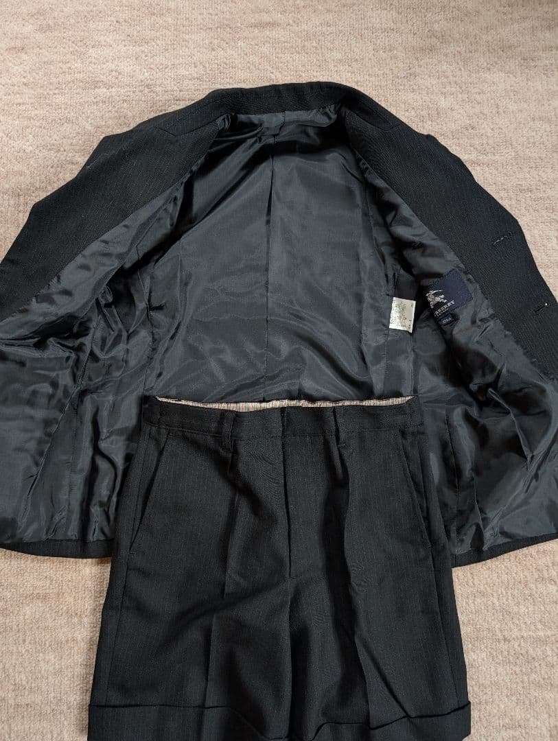 バーバリー　フォーマル　スーツ　ジャケット　ネクタイ　シャツ　パンツ　130cm