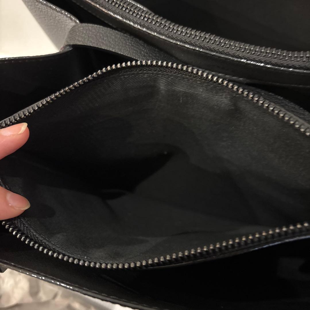 CHARLES&KEITH美品ブラックレザートートバッグ