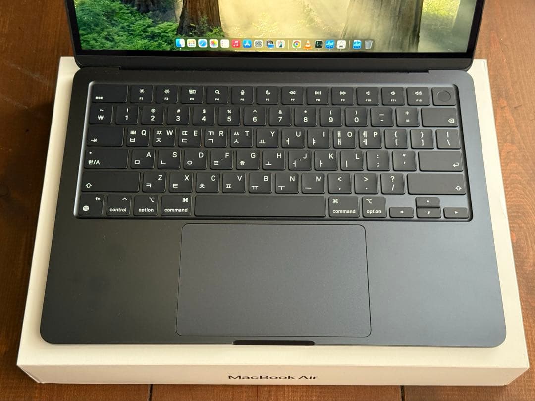 【美品】 M2 MacBook Air メモリ16GB SSD512GB