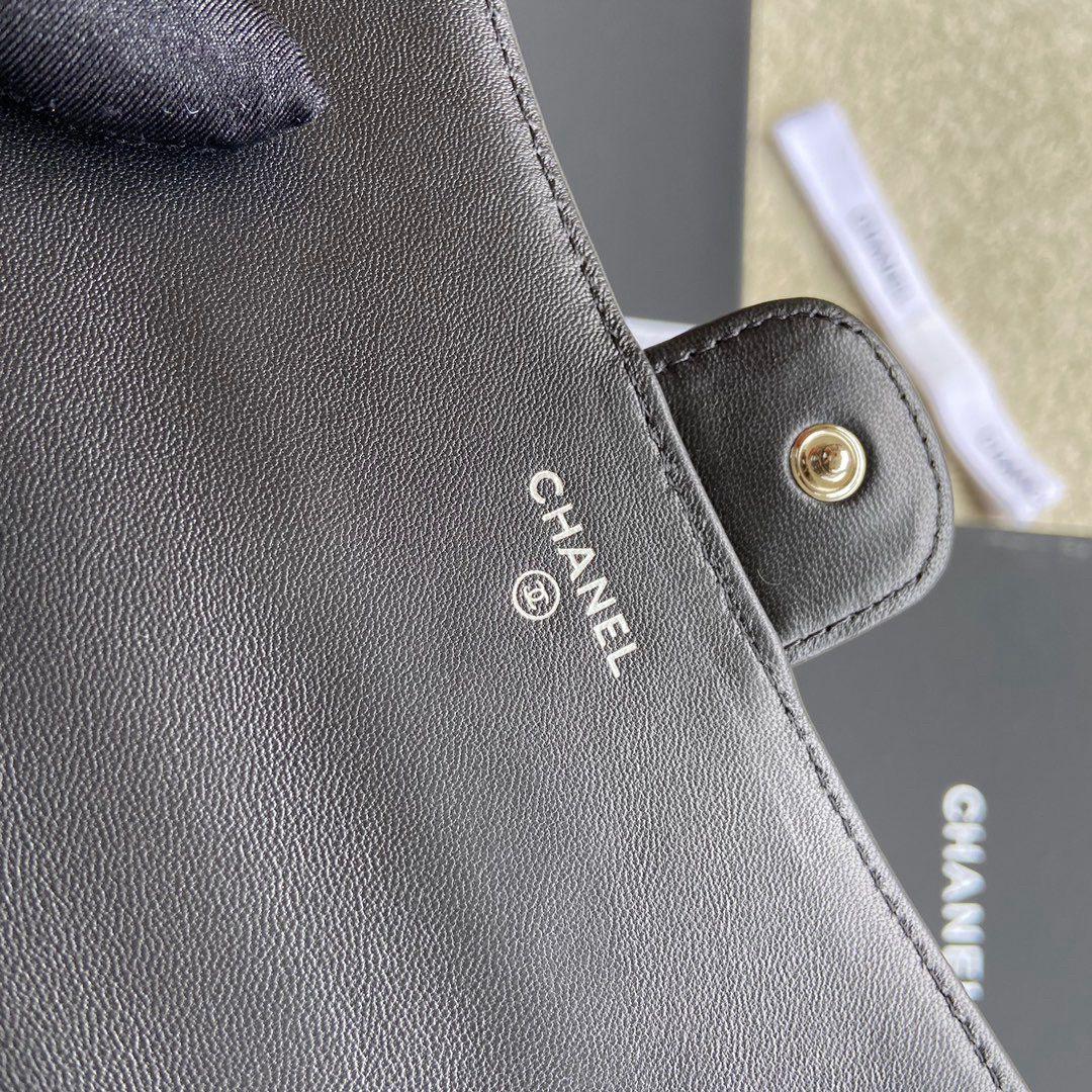 早い者勝ち！ ブラック キルティング 長財布