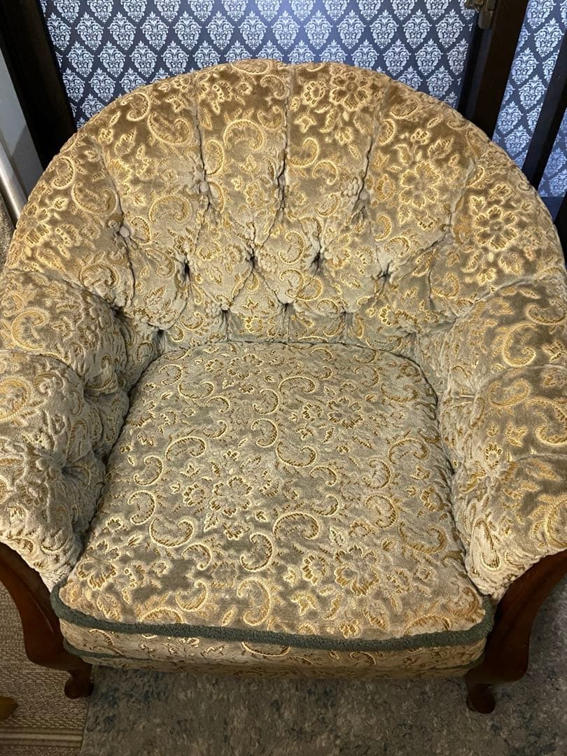 マルニ木工　1人掛けソファ 金華山　アンティークソファ　カリモク