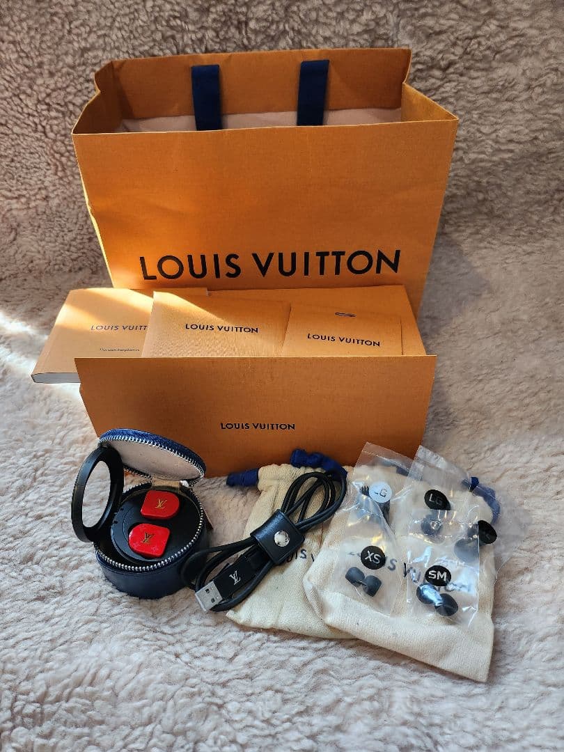 LOUIS VUITTON イヤホン ルイヴィトン ホライゾン QAB030