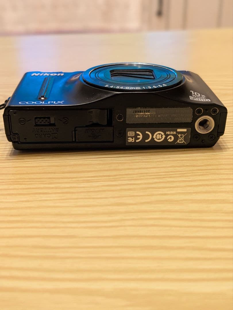 Nikon COOLPIX S8100 ノーブルブラック　動作確認済