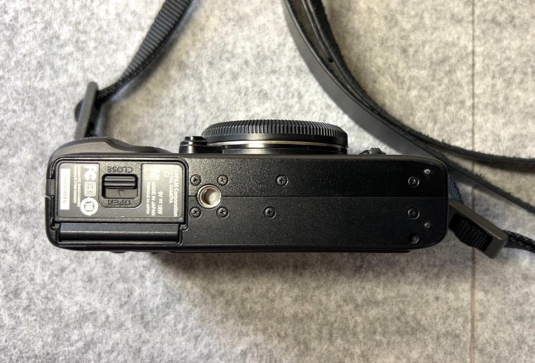 Fujifilm X-E2 ミラーレス一眼 本体