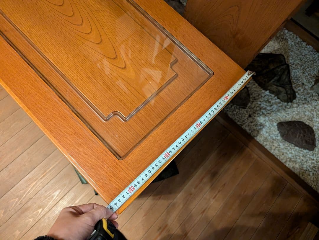 ビンテージ 昭和レトロ 木製三扉キャビネット ガラストップ付き