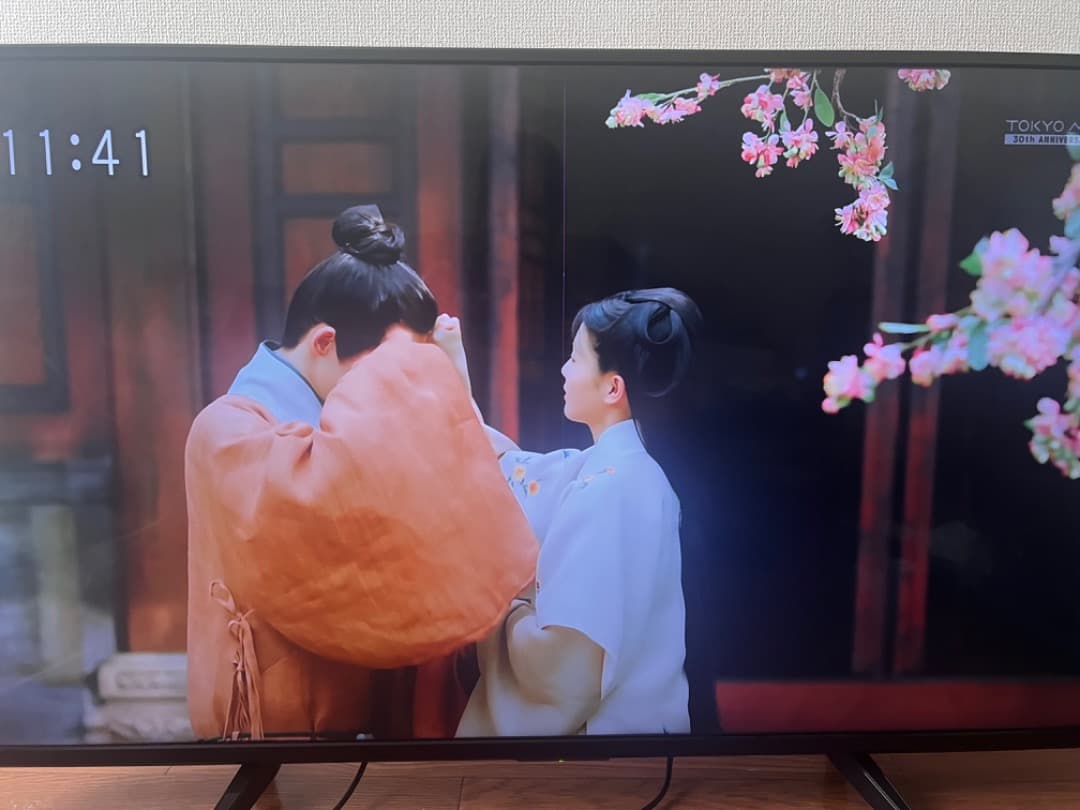 *プ…ボ* 43型 4K HDRテレビ LE-4317AKT-BK