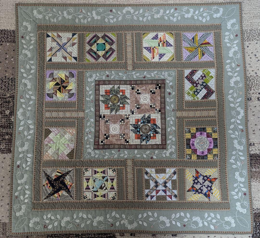 パッチワークキルトタペストリー