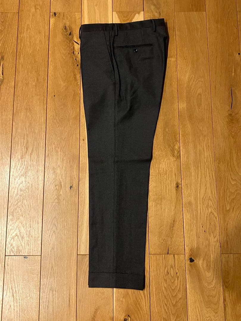 超美品！INCOTEX 1NT035 S100's SLIMFITウールパンツ②