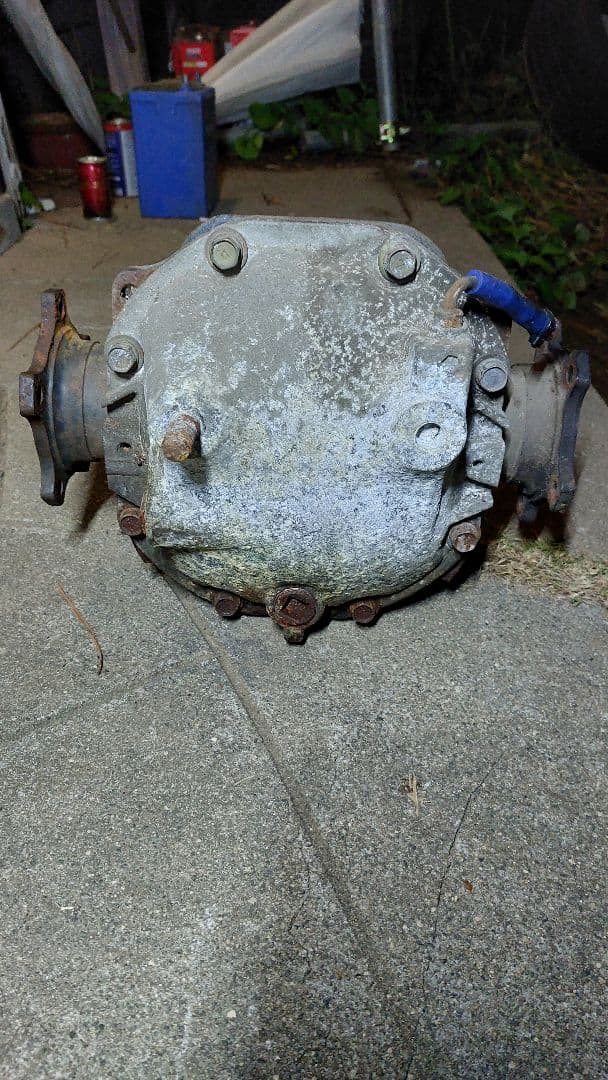 R200　37:9　4.1　デフ　ビスカス　5穴　ABS無し