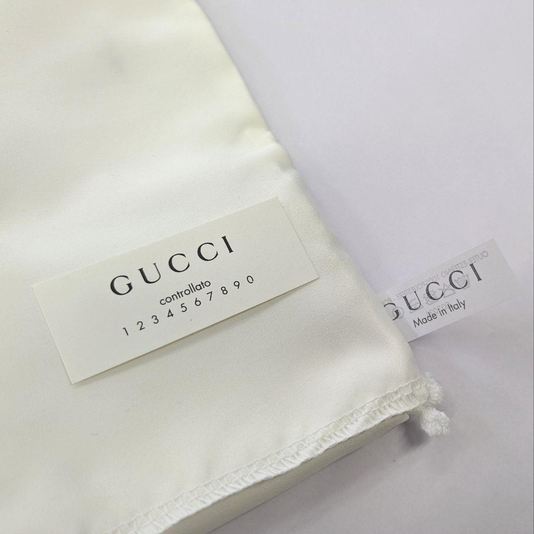 グッチ キーリング シルバーGロゴ 鍵モチーフ 箱保存袋つき 未使用品