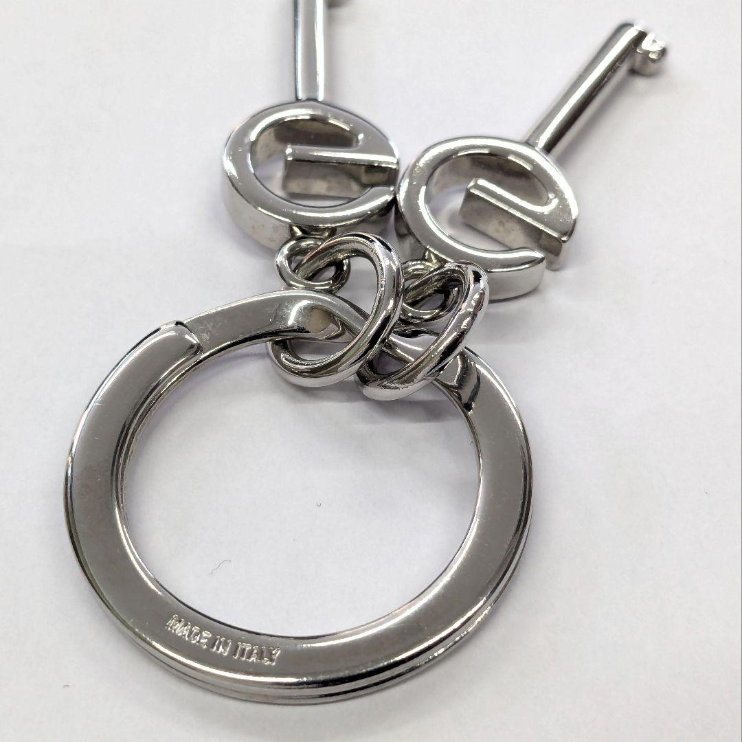 グッチ キーリング シルバーGロゴ 鍵モチーフ 箱保存袋つき 未使用品