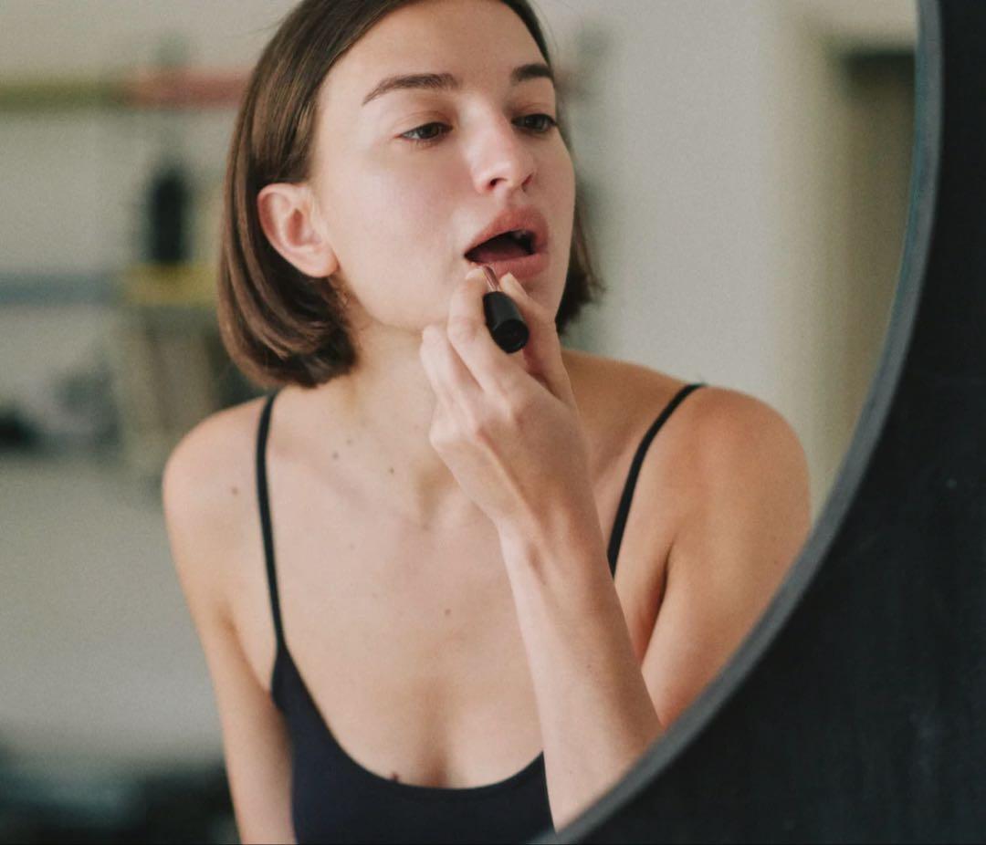 新品未使用 JSELF × soel リップスティックベージュ002限定 完売品