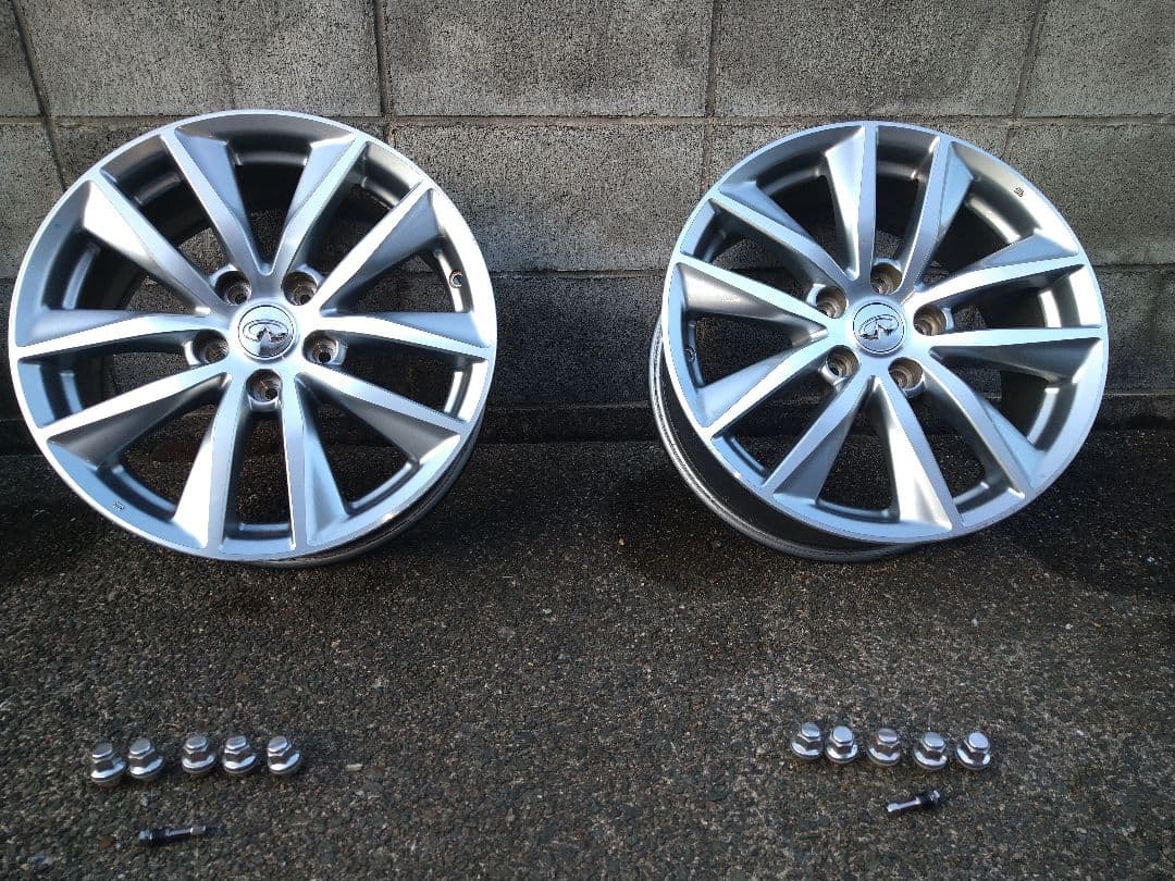 日産V37スカイライン純正17インチアルミホイール4本中2本セット①