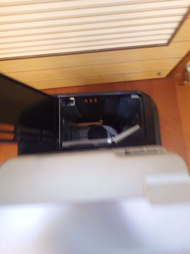 アラジン製石油ストーブ一度使用のみです。