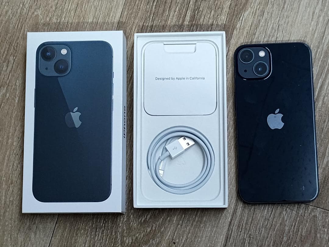 iPhone13 本体 SIMフリー 128GB 美品