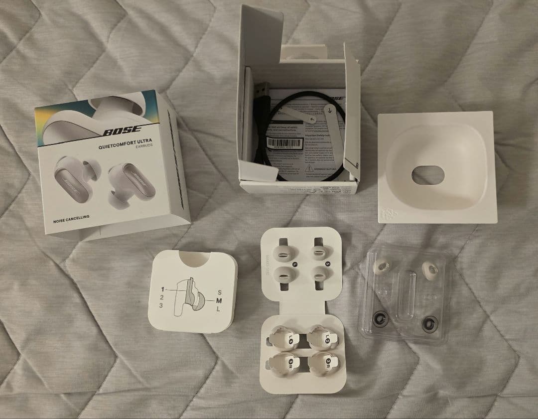 BOSE QuietComfort Ultra Earbuds 充電ケース付き