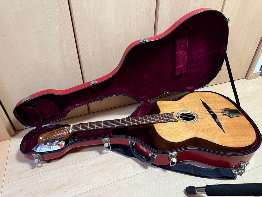 値下げしました！A.T. Guitars マカフェリギター