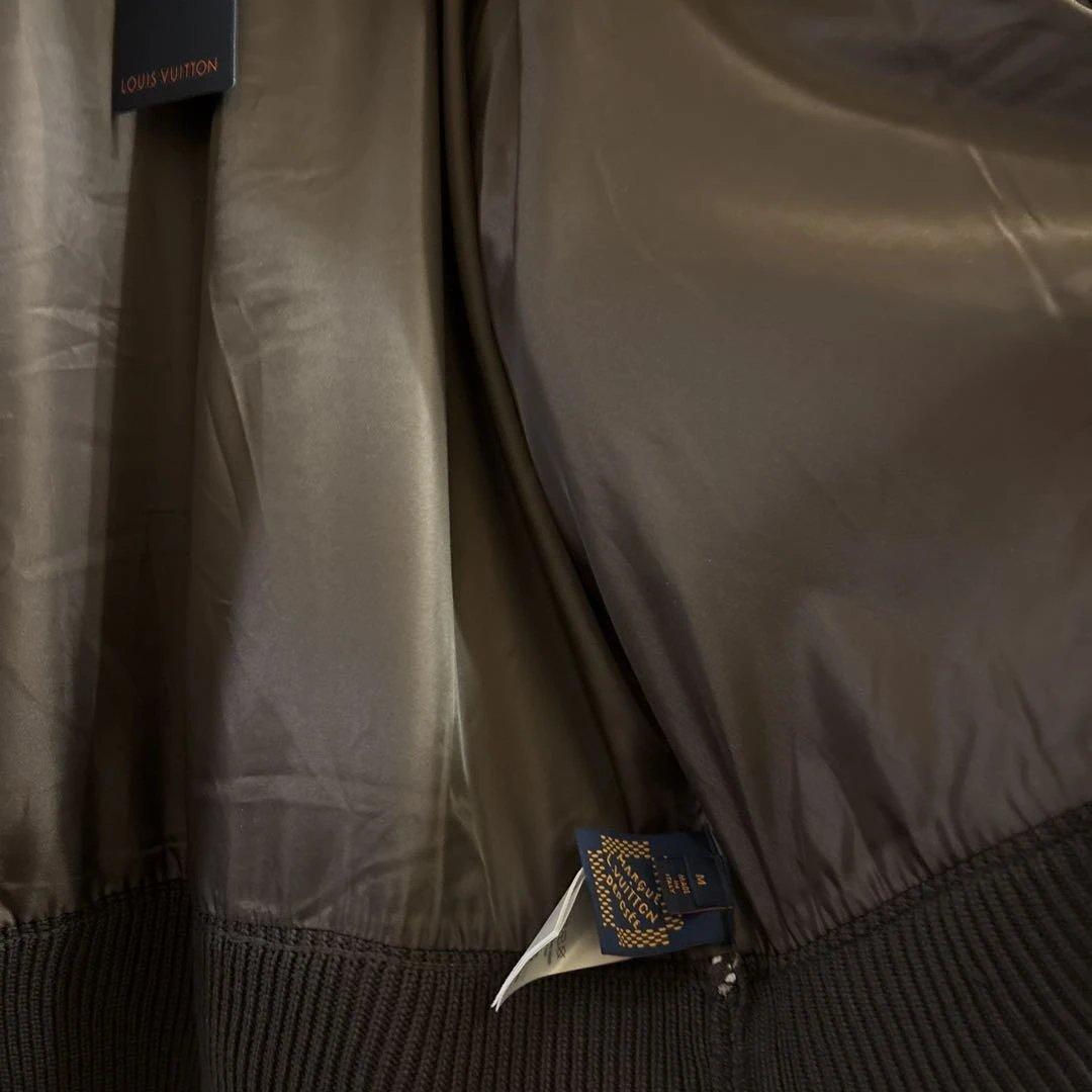 LVメンズ ニット ジャンパー ボタンコットンブレンドブルゾン 新品未使用