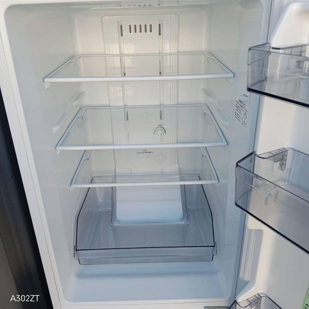 送料設置無料　最新モデル　東芝冷蔵庫　153L