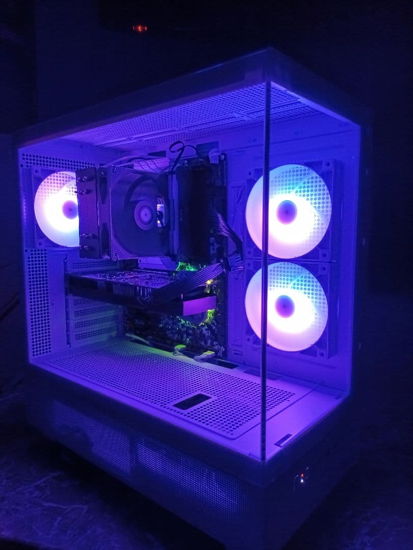 爆速！動作品 Ryzen9搭載ゲーミングパソコン ホワイト