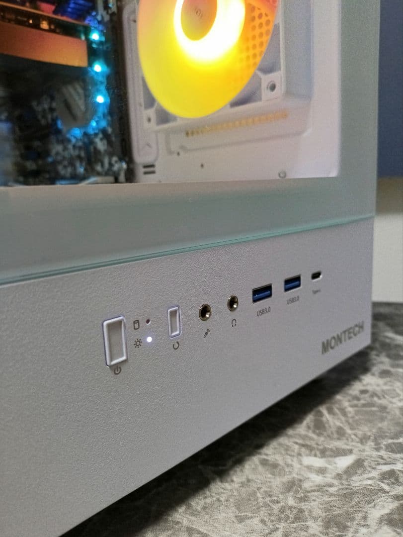 爆速！動作品 Ryzen9搭載ゲーミングパソコン ホワイト