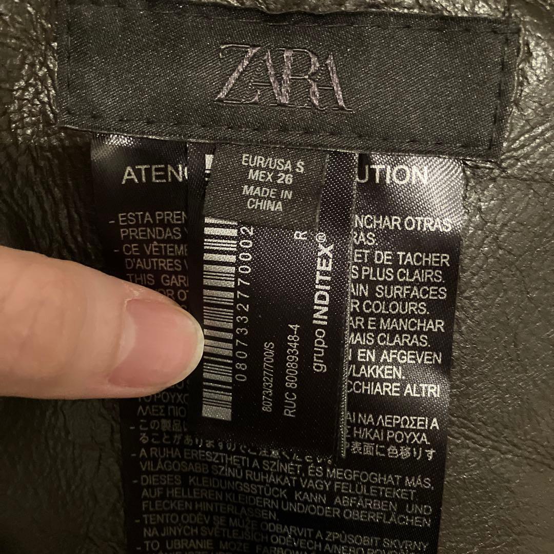 ZARA 2025AWリバーシブルコート