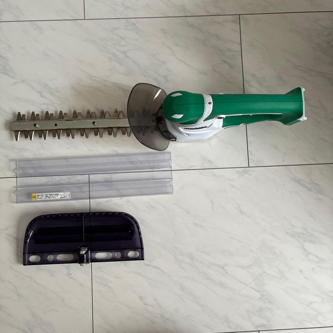 Makita マキタ　MUH264DSH 芝刈り機 バリカン　充電器バッテリー付