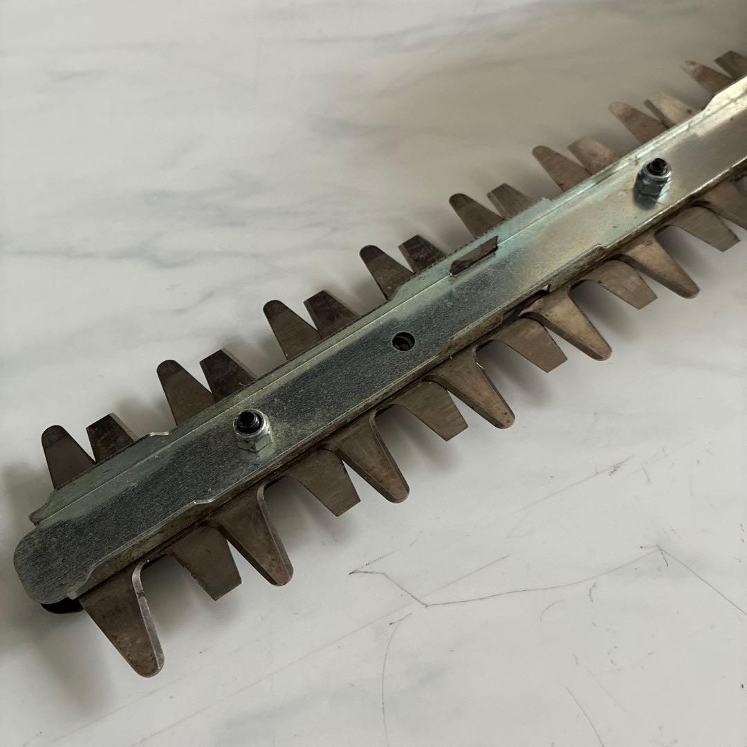 Makita マキタ　MUH264DSH 芝刈り機 バリカン　充電器バッテリー付