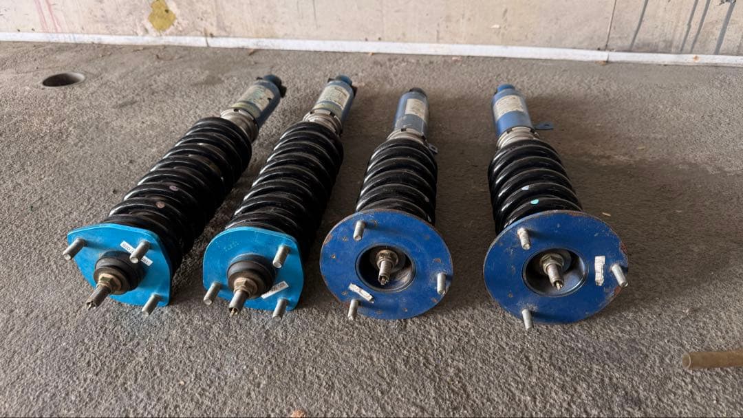 JZK110 アルテッツァ マーク2 ヴェロッサ 車高調 CUSCO